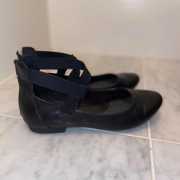 Black Flats - Picture 4 of 4